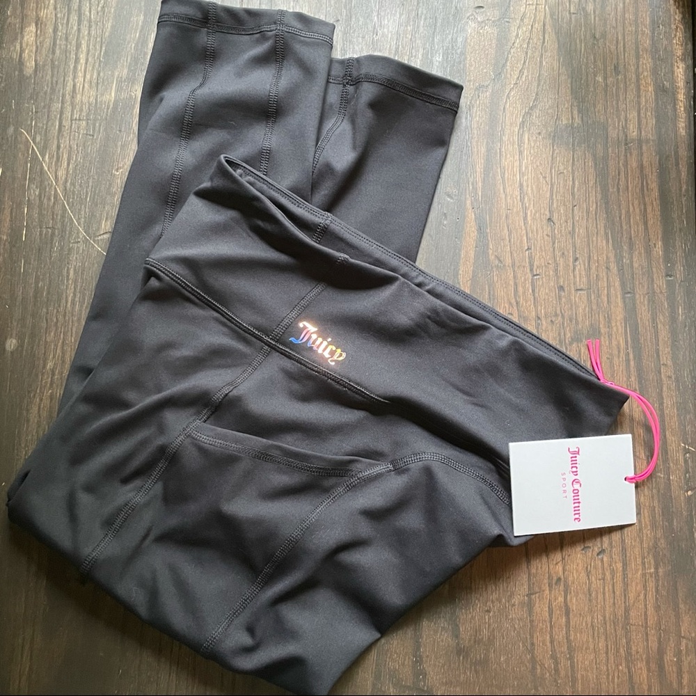 NWT Juicy Couture Sport Capri Leggings w/pockets